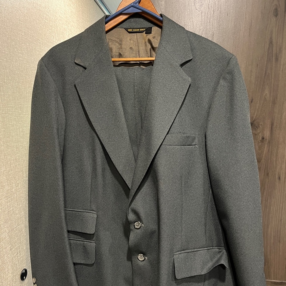2 Men’s Farah suits. Gray and pin strip blue. 44x30 pants. 54 jackets